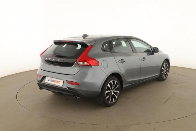 Volvo V40 image 3
