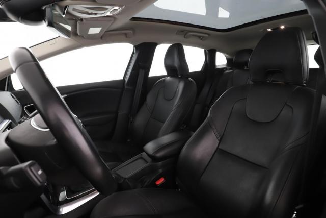 Volvo V40 image 4