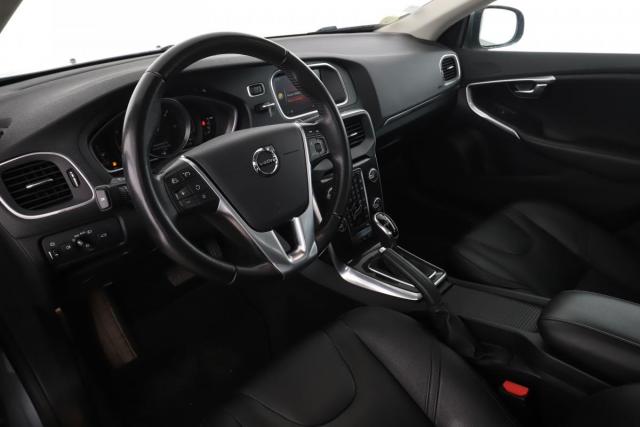 Volvo V40 image 6