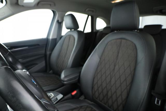 Bmw X1 image 9