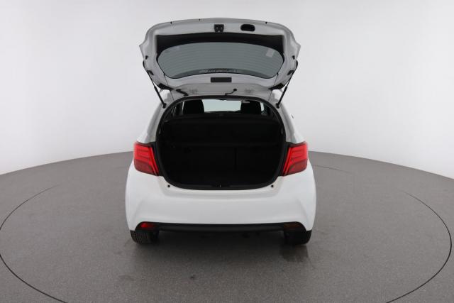 Toyota Yaris image 2