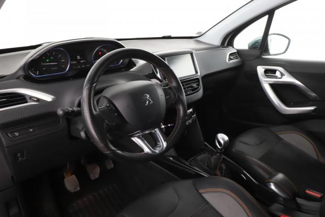 Peugeot 2008 image 1