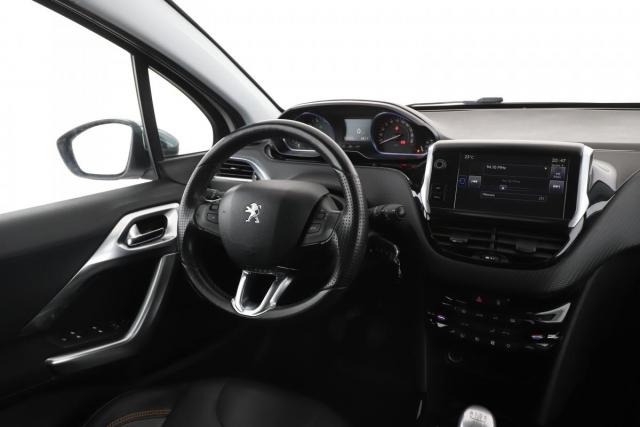 Peugeot 2008 image 9