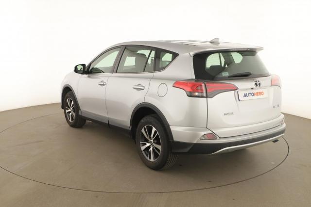 Toyota Rav4 image 9