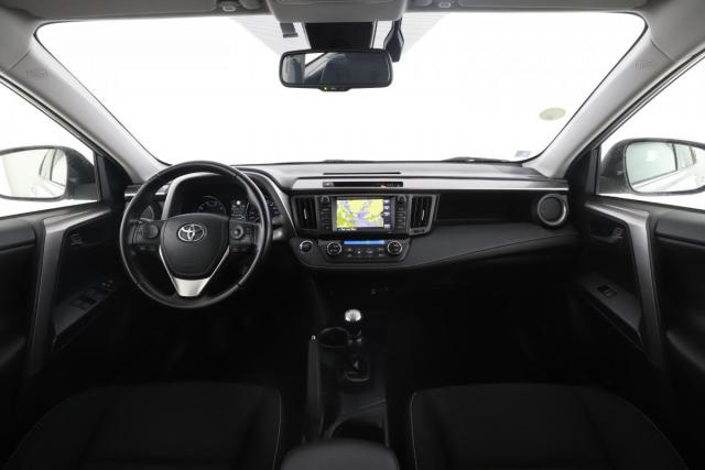 Toyota Rav4 image 7
