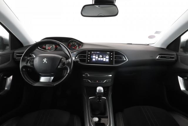 Peugeot 308 image 6