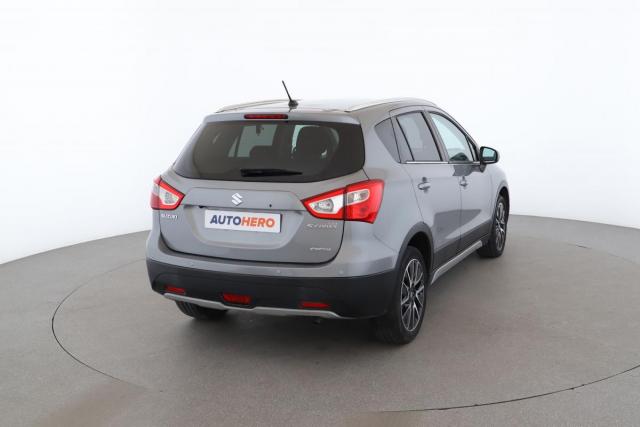 Suzuki Sx4 S-Cross image 3