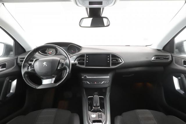 Peugeot 308 image 9