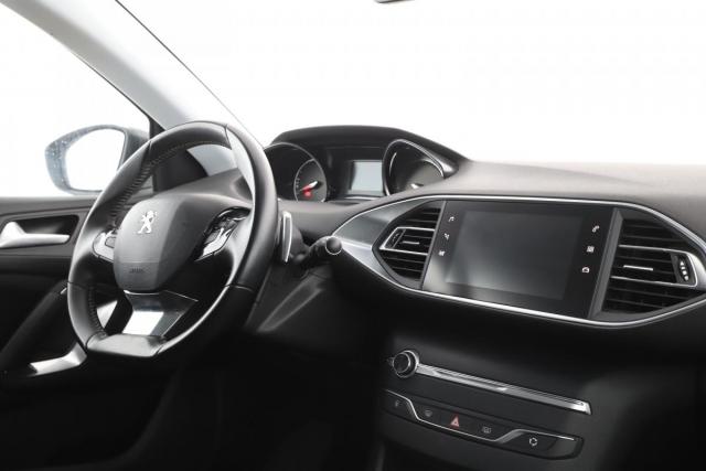 Peugeot 308 image 1