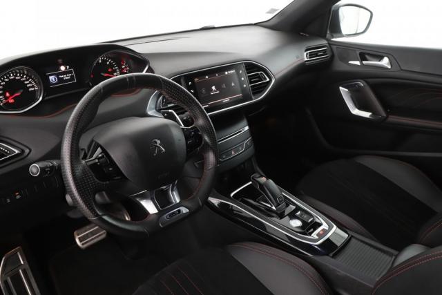 Peugeot 308 image 2