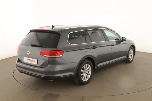 Volkswagen Passat Sw image 5