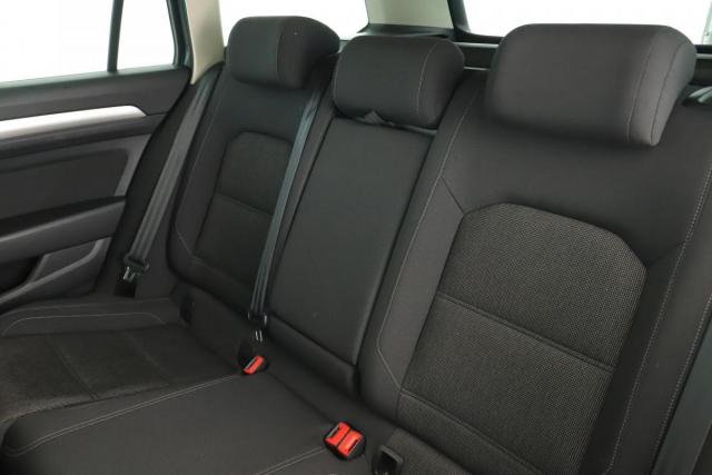 Volkswagen Passat Sw image 1