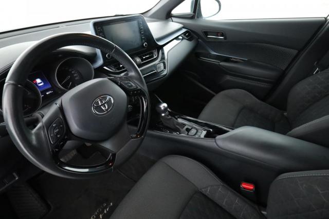 Toyota C-Hr image 3