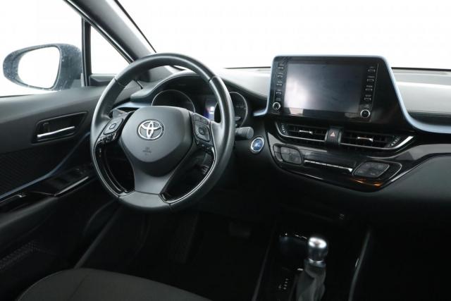 Toyota C-Hr image 8