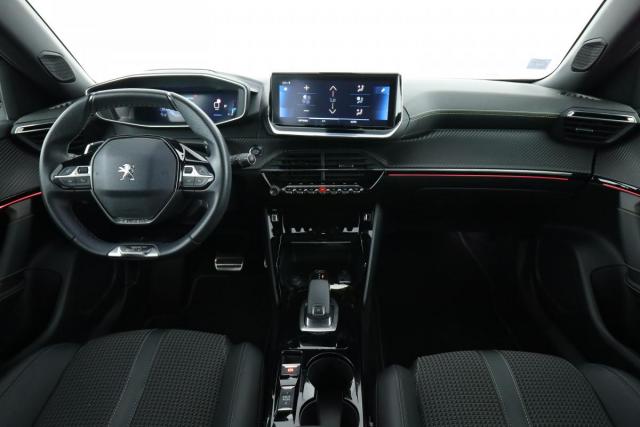 Peugeot 2008 image 3