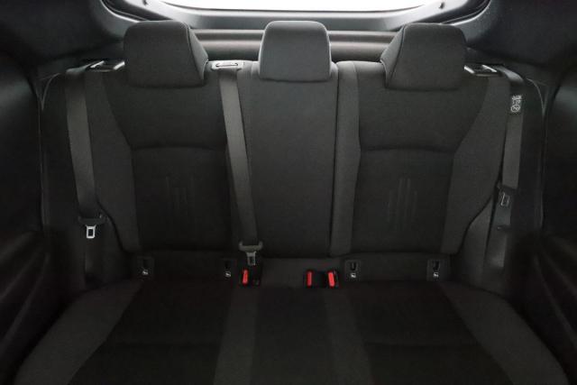 Toyota C-Hr image 2