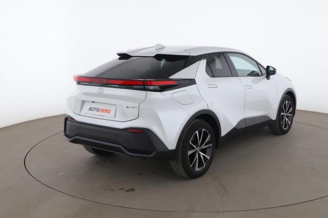 Toyota C-Hr image 4