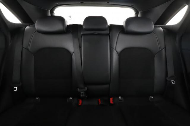 Kia Ceed image 9