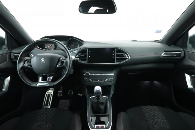 Peugeot 308 image 1