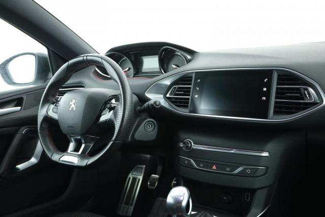 Peugeot 308 image 8