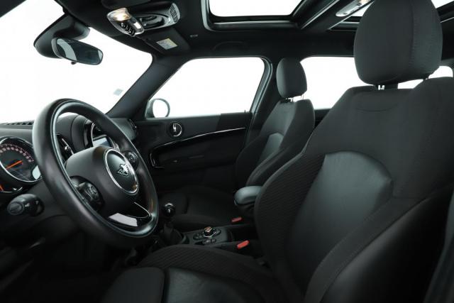 Mini Countryman image 2