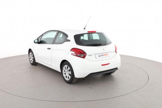 Peugeot 208 image 4