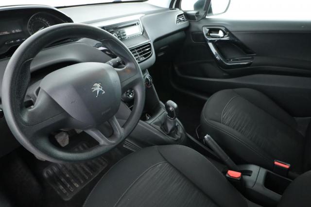 Peugeot 208 image 1