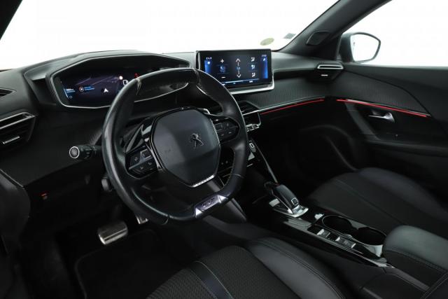 Peugeot 2008 image 9