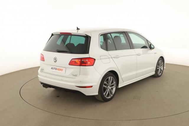 Volkswagen Golf Sportsvan image 2