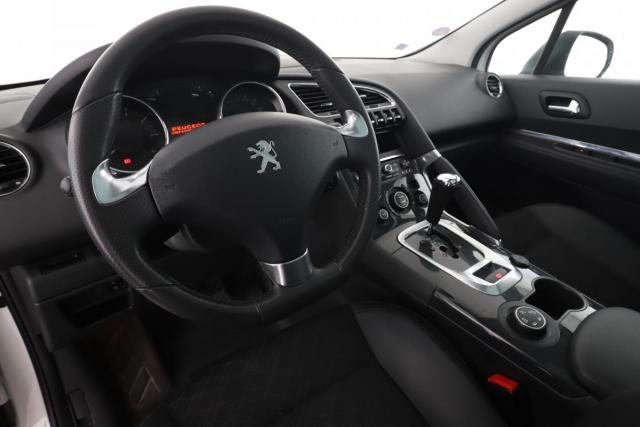 Peugeot 3008 image 2