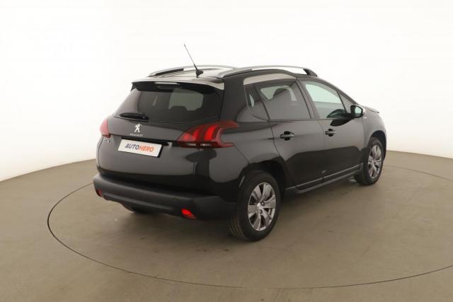 Peugeot 2008 image 8