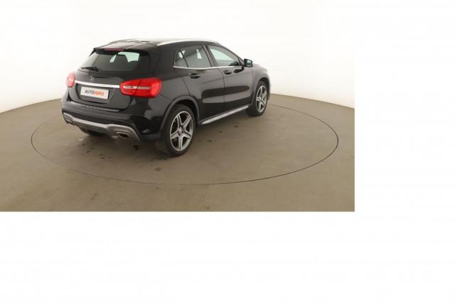 Mercedes Benz Gla image 6