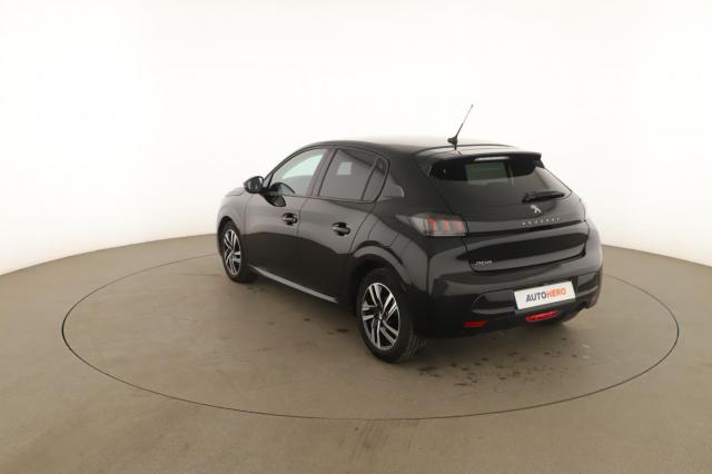 Peugeot 208 image 8