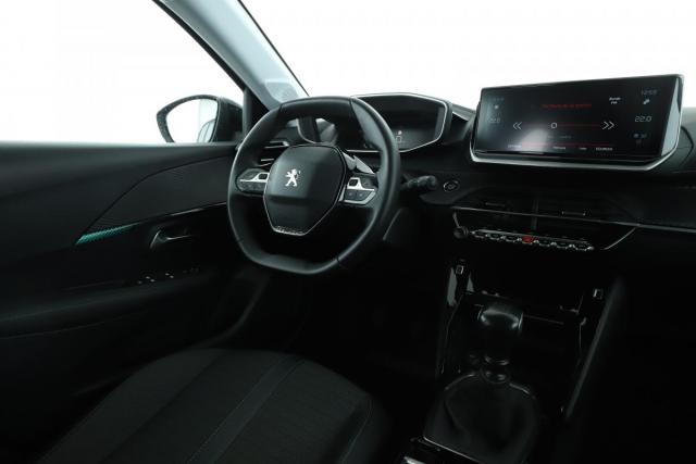 Peugeot 208 image 6
