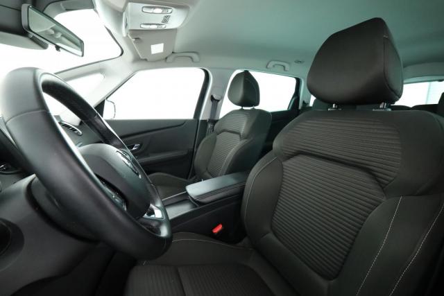 Renault Grand Scénic image 2