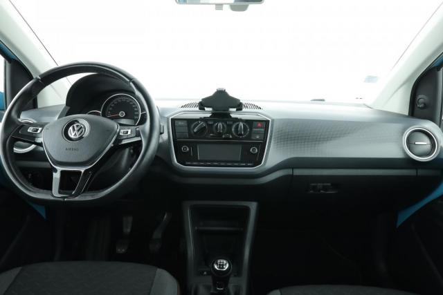 Volkswagen Up! image 7