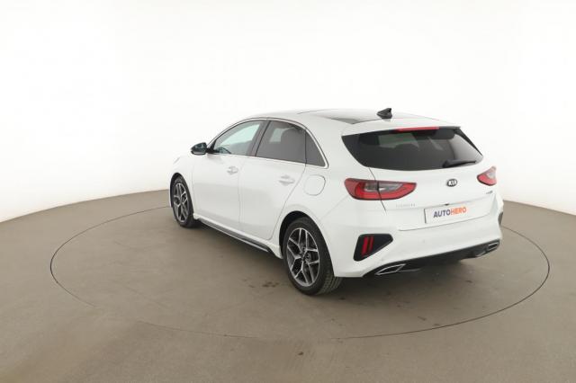 Kia Ceed image 8