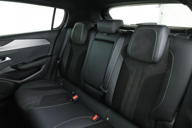 Peugeot 308 image 9