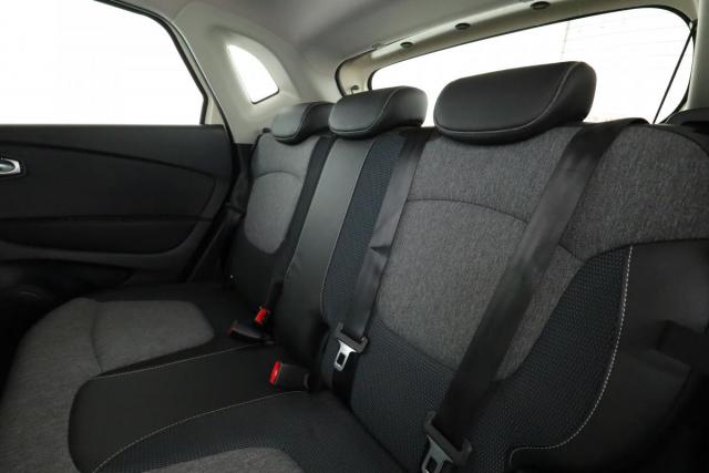 Renault Captur image 2