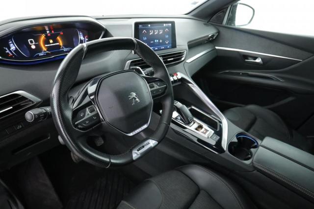 Peugeot 3008 image 3