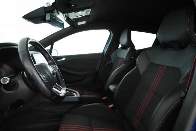 Renault Clio image 9