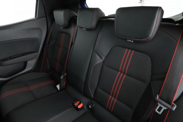 Renault Clio image 2