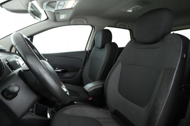 Renault Captur image 6