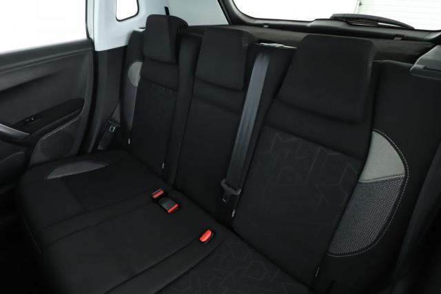 Peugeot 2008 image 5
