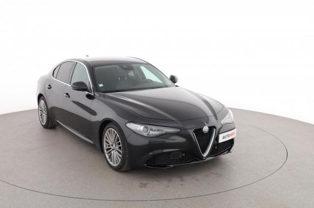 Alfa Romeo Giulia image 8