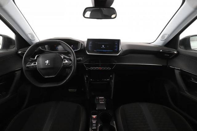 Peugeot 2008 image 7