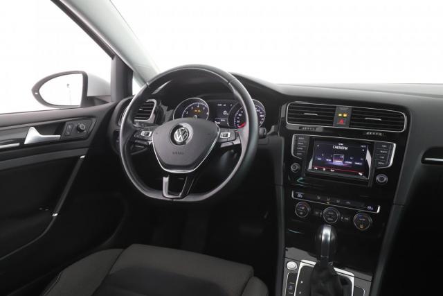 Volkswagen Golf image 1