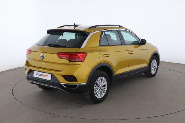 Volkswagen T-Roc image 4