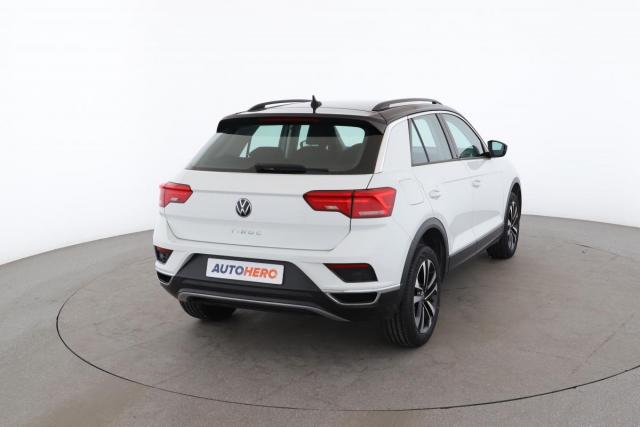 Volkswagen T-Roc image 2