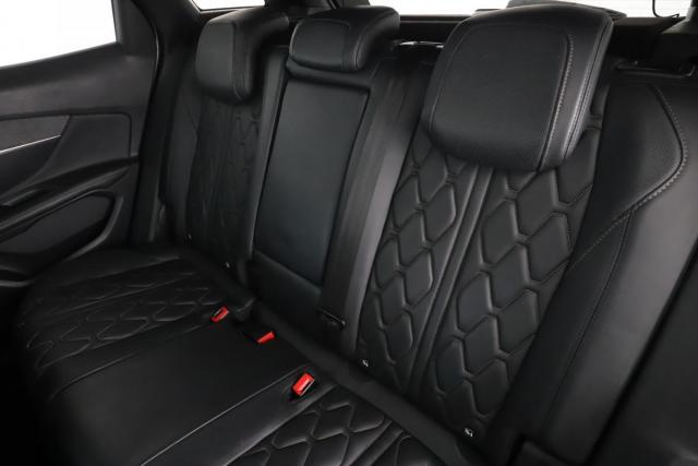 Peugeot 3008 image 1